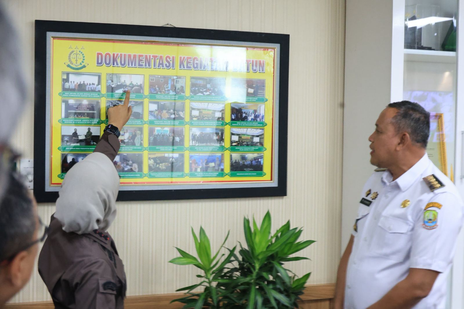 HUT ke-81 Kejaksaan RI, Pemkot Tegaskan Komitmen Perkuat Kolaborasi Tasyakur HUT ke-81 Kejaksaan RI, Wali Kota Bekasi Apresiasi Dedikasi Kejaksaan Negeri Kota Bekasi